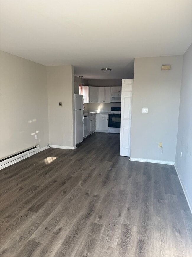 7 S Mont Valla Ave in Hagerstown, MD - Building Photo - Building Photo