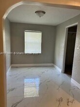 611 NW 15th Ave in Fort Lauderdale, FL - Building Photo - Building Photo