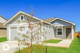 8511 Bunting Pl in San Antonio, TX - Foto de edificio - Building Photo