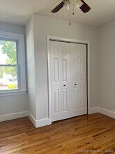 193 Helen St in Hamden, CT - Building Photo - Building Photo