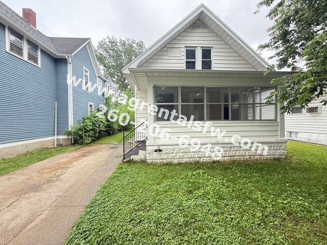 property at 3207 Dinnen Ave