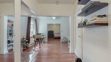 224 Highland Blvd in New York, NY - Building Photo - Building Photo