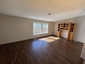 105 Riverside Ave W in Superior, MT - Building Photo - Building Photo