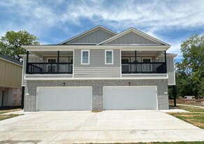 987 S Benchmark Ln, Unit 1 in Fayetteville, AR - Building Photo