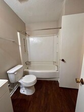 184 Dorchester Manor Blvd in North Charleston, SC - Building Photo - Building Photo