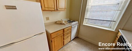 16 Queensberry St in Boston, MA - Building Photo - Building Photo