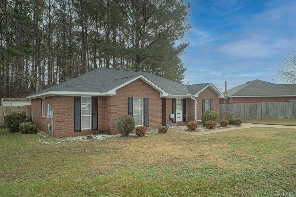 932 Eastern Oaks Dr, Unit B047 in Montgomery, AL - Building Photo