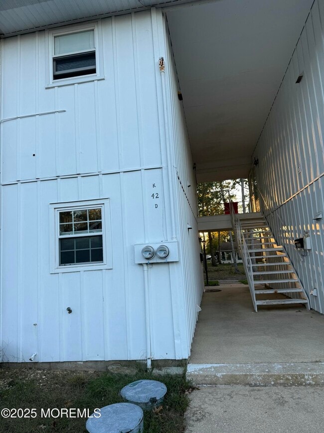 property at 42K Cambridge Ct