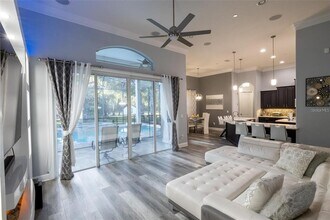 1185 Winding Oaks Dr in DeLand, FL - Building Photo - Building Photo