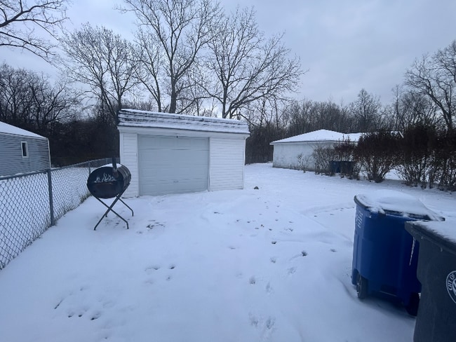 4655 E 175th St in Cleveland, OH - Building Photo - Building Photo