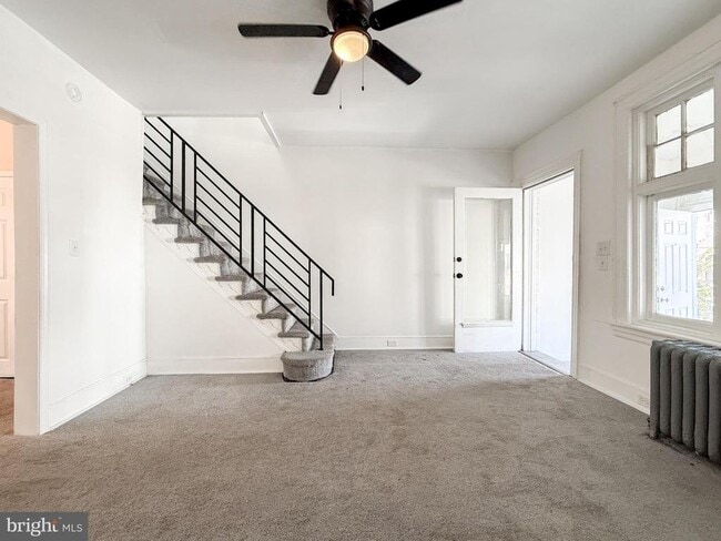 property at 156 W Albanus St