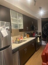 417-417 Vancouver St in Victoria, BC - Building Photo - Building Photo