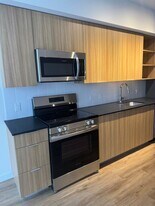 769 E 28th St, Unit S2 in Hialeah, FL - Building Photo