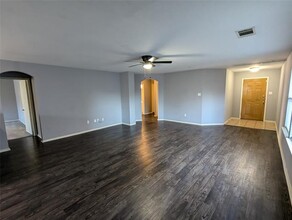 10409 Hideaway Trail in Fort Worth, TX - Building Photo - Building Photo