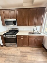 302 1/2 Marine Ave in Newport Beach, CA - Building Photo - Building Photo