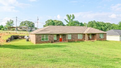 2 Cal Rd in Fort Mitchell, AL - Building Photo - Building Photo