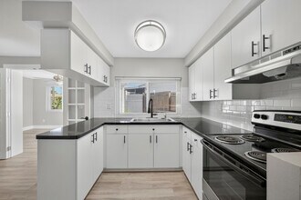 3624 Oakhurst Dr in Holiday, FL - Foto de edificio - Building Photo