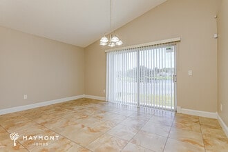 2102 Shannon Lakes Blvd in Kissimmee, FL - Building Photo - Building Photo