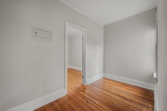 245 Willetts Ave in New London, CT - Building Photo - Building Photo