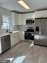 83 Wenner Dr in Brunswick, MD - Building Photo