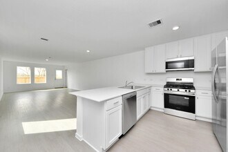 29643 Knollwood Bay Rd in Waller, TX - Building Photo - Building Photo