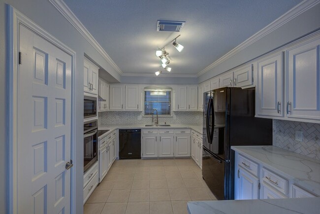 3123 Bonney Briar Dr in Missouri City, TX - Building Photo - Building Photo