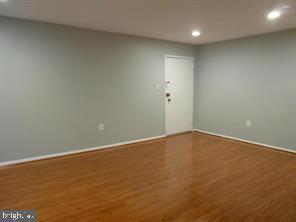 5200 Crossfield Ct in North Bethesda, MD - Building Photo - Building Photo