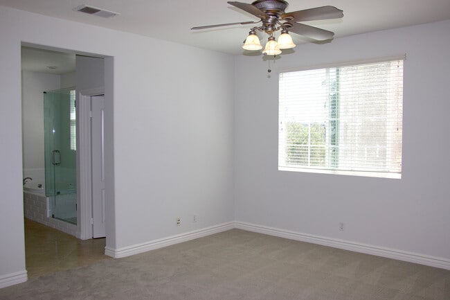 2 Cousteau Ln in Ladera Ranch, CA - Building Photo - Building Photo