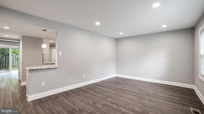 1754 Woodridge Ct in Crofton, MD - Building Photo - Building Photo