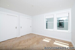 12 Commonwealth Ave, Unit 405 in Boston, MA - Building Photo