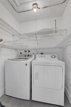 708 Normandy Ln in Delray Beach, FL - Foto de edificio - Building Photo