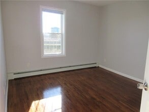 379 E School St in Woonsocket, RI - Building Photo - Building Photo