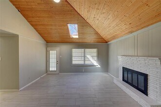 3843 Holliday Rd in Dallas, TX - Building Photo - Building Photo