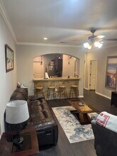 3108 Cullen Trl in College Station, TX - Foto de edificio - Building Photo