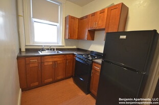 66 Chiswick Rd, Unit 6 in Boston, MA - Building Photo