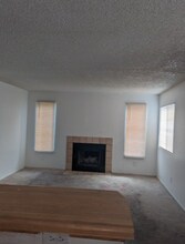 1842 Nebula Dr in Las Vegas, NV - Building Photo - Building Photo