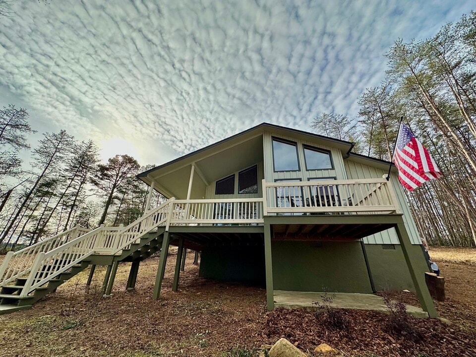 348 Cozy Cove Hollow in Blairsville, GA - Building Photo