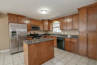 1449 Mutual Dr in Clarksville, TN - Building Photo - Building Photo
