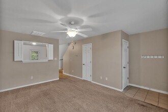 310 Caldwell Loop in Jacksonville, NC - Building Photo - Building Photo