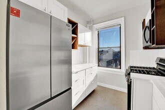 275 Harrison Ave in Jersey City, NJ - Foto de edificio - Building Photo