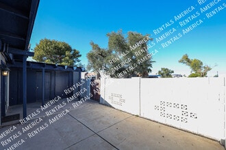 712 N Santa Barbara in Mesa, AZ - Building Photo - Building Photo