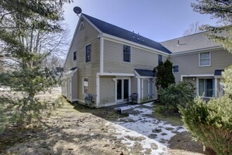 10 Glenridge Dr in Portland, ME - Building Photo - Building Photo