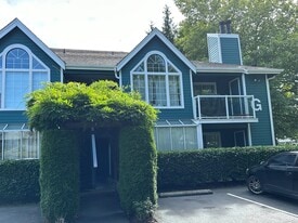16419 Spruce Way, Unit G1 in Lynnwood, WA - Building Photo
