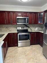 13815 Fairway Island Dr in Orlando, FL - Building Photo - Building Photo