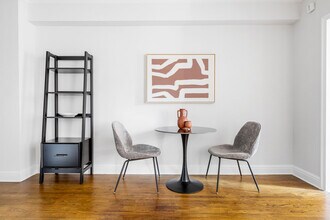 20 Park Ave in New York, NY - Foto de edificio - Building Photo