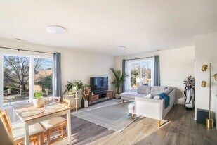 700 10th St in Secaucus, NJ - Building Photo