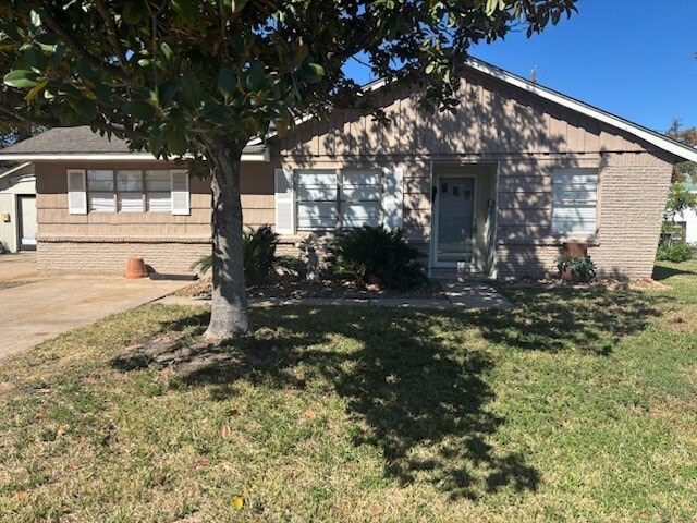 property at 6018 Berendo St