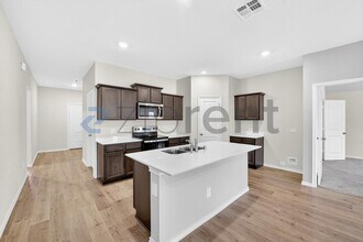 13137 Rich Ln in Providence Village, TX - Building Photo - Building Photo