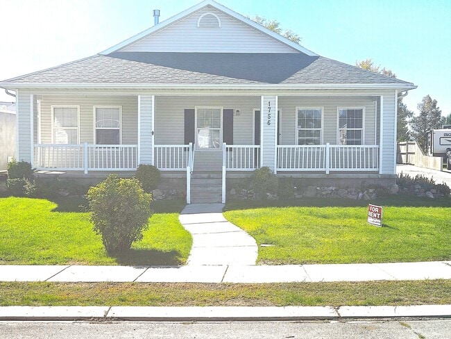 property at 1756 E West Pinion Cir