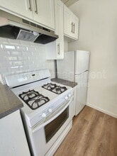 1909 Beachwood Dr in Los Angeles, CA - Building Photo - Building Photo